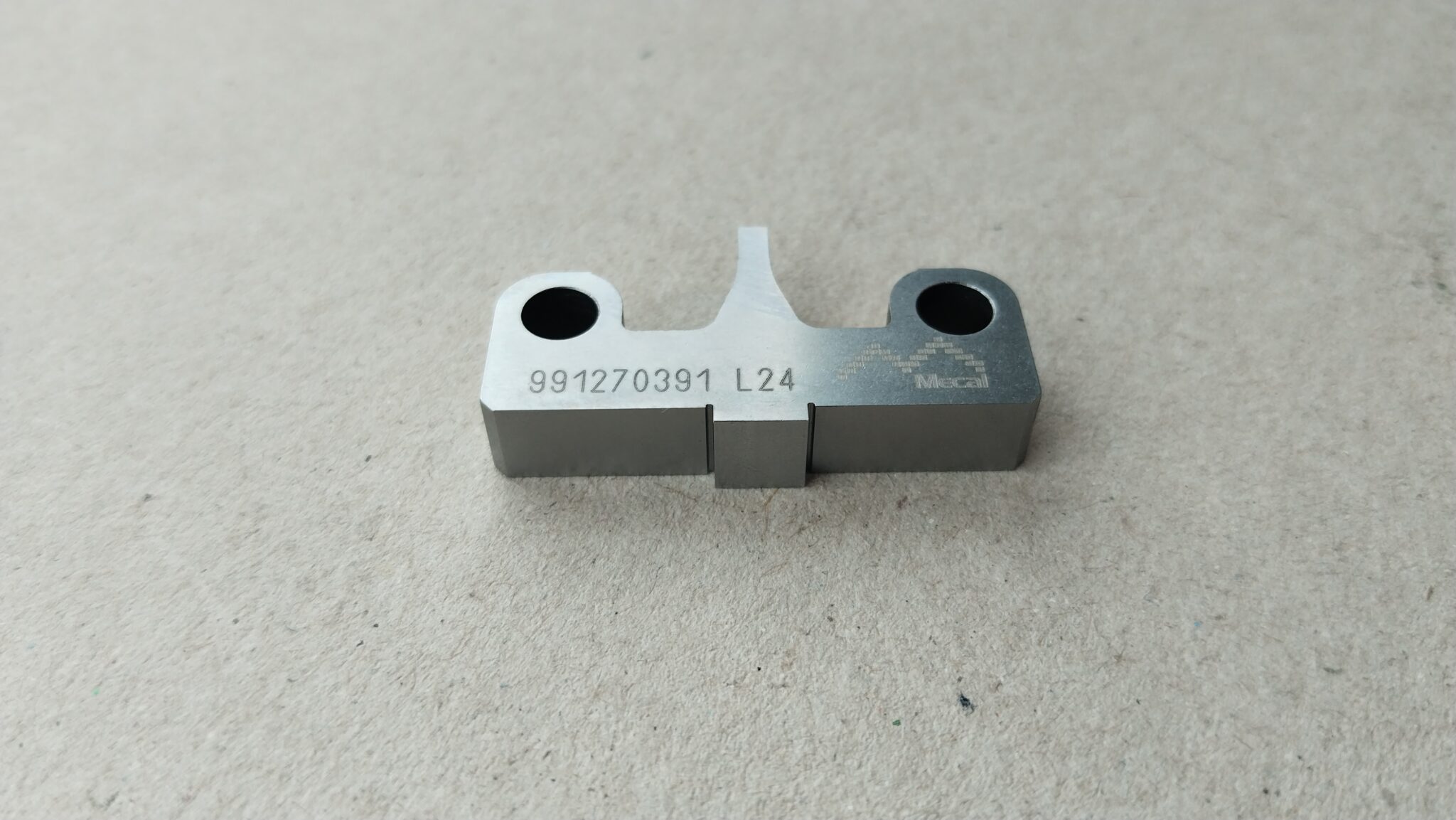 991270391